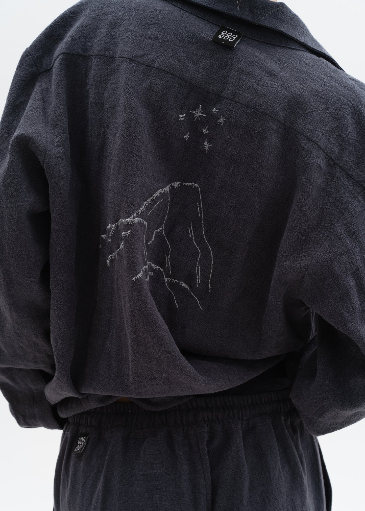 Nettle mountain top shirt