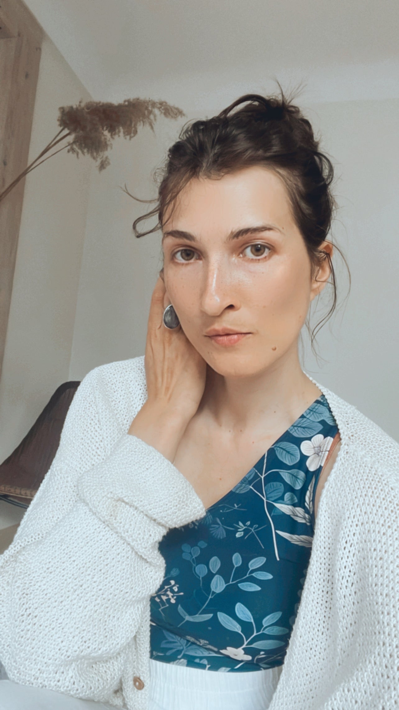 Gentle floral duvet top