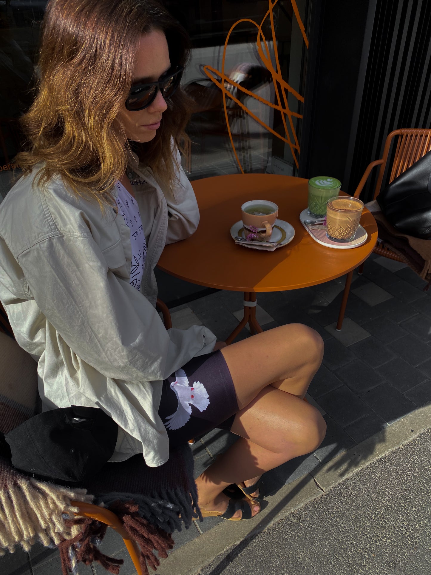 Peace on earth shorts