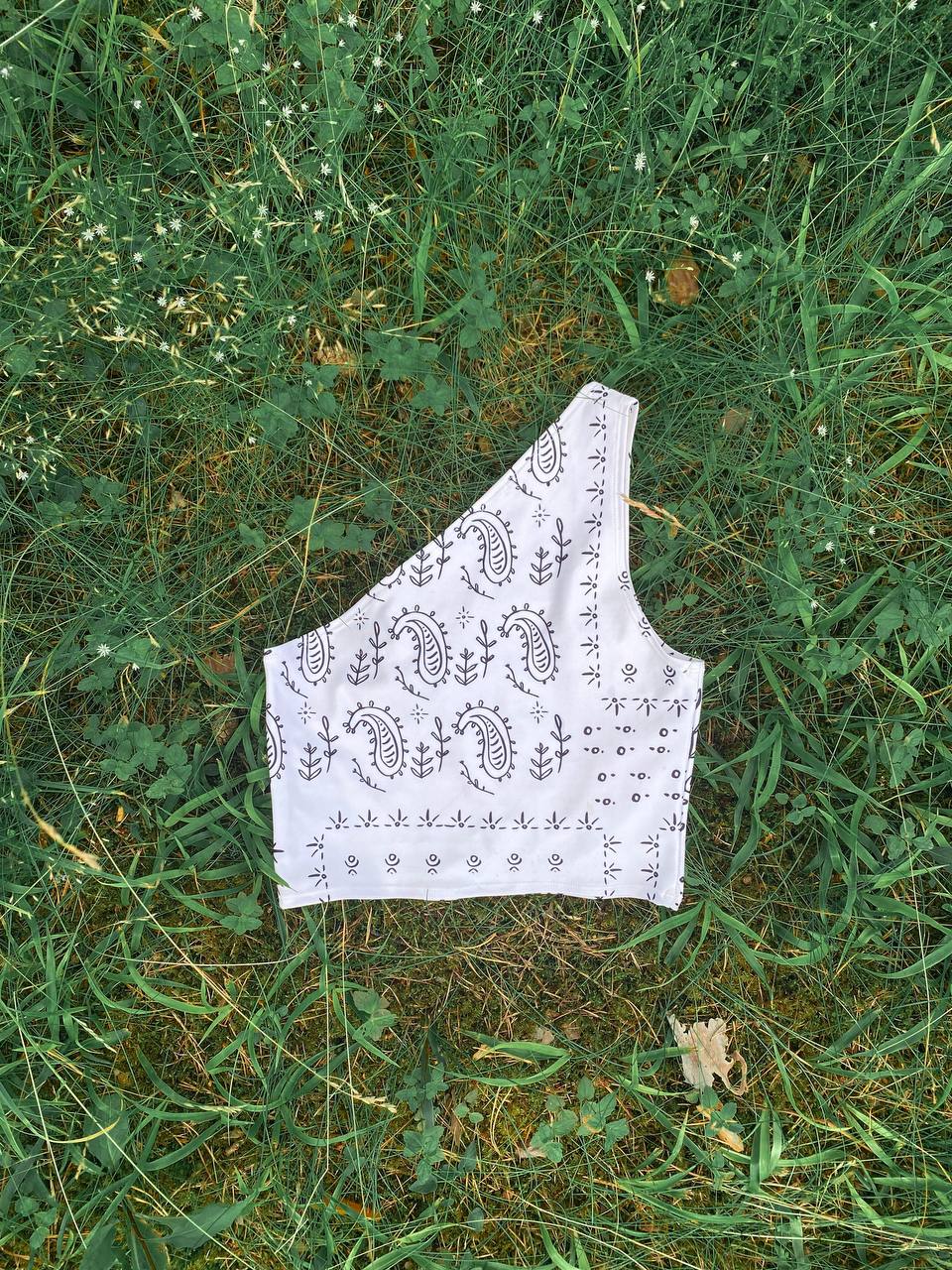 Paisley top